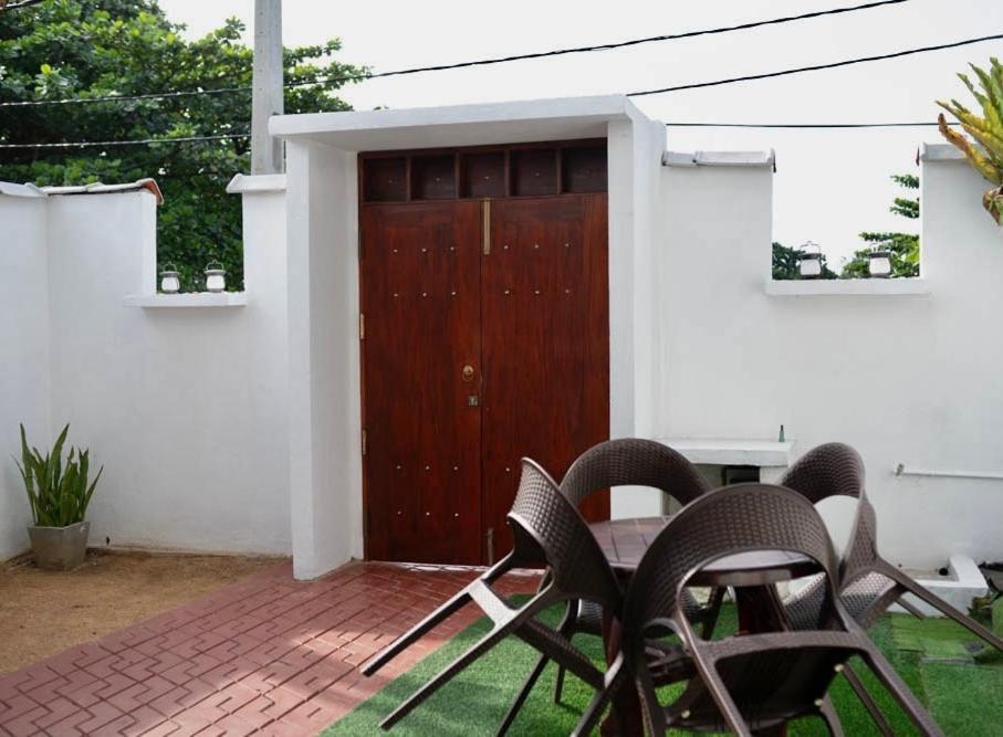 Luxury My Villa Bentota 200M Bentota Beach Экстерьер фото